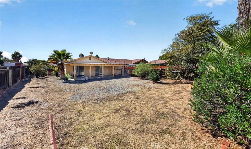 1964 W Oakland Avenue Property Photo 18