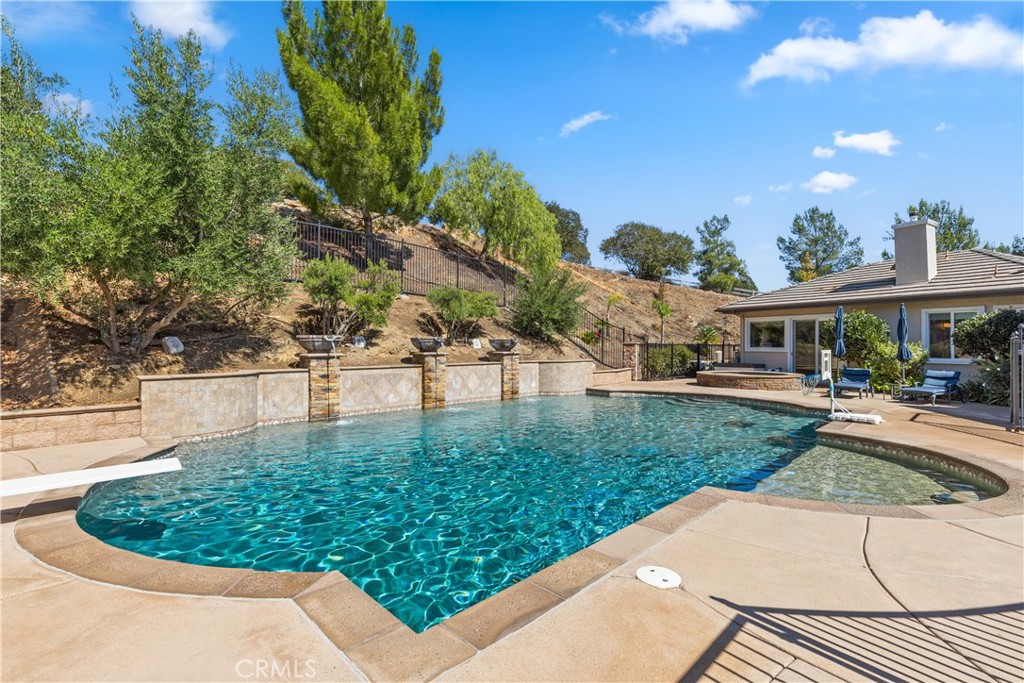 38580 Celine Cove Property Photo 2