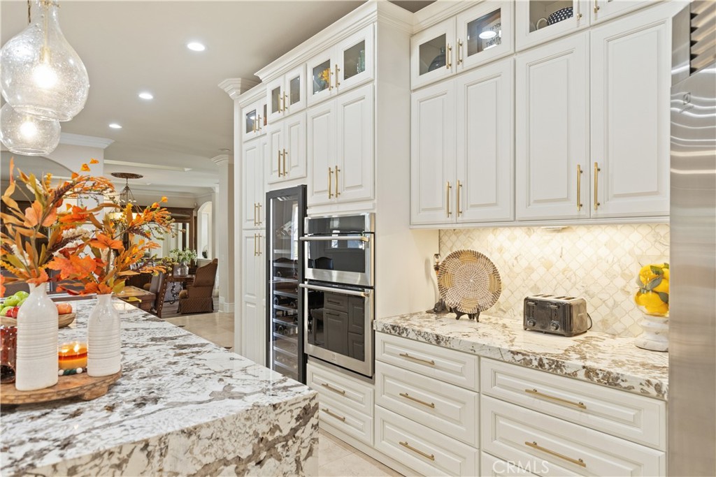 38580 Celine Cove Property Photo 7