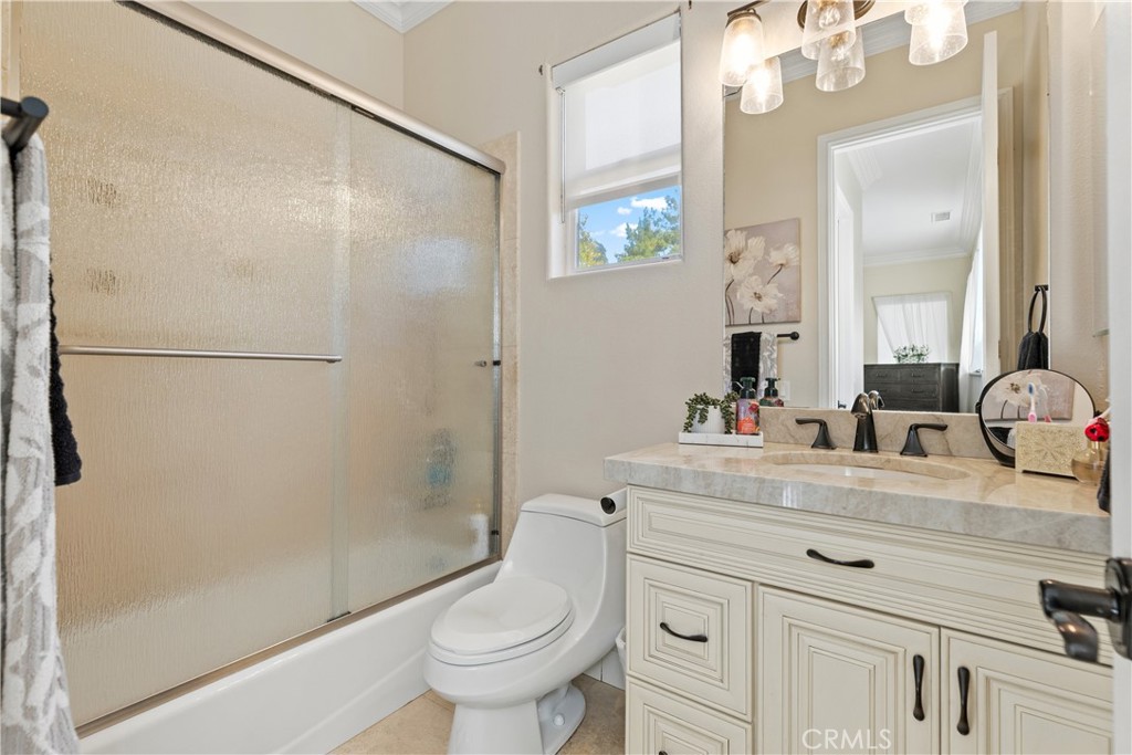 38580 Celine Cove Property Photo 28