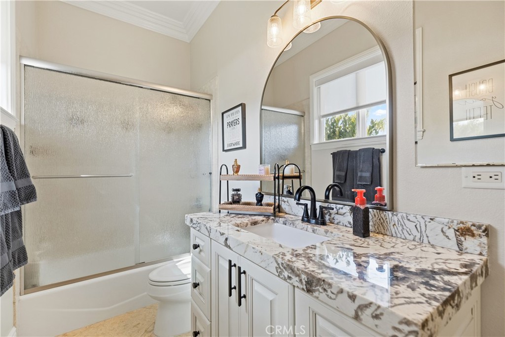 38580 Celine Cove Property Photo 30