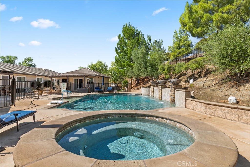 38580 Celine Cove Property Photo 43