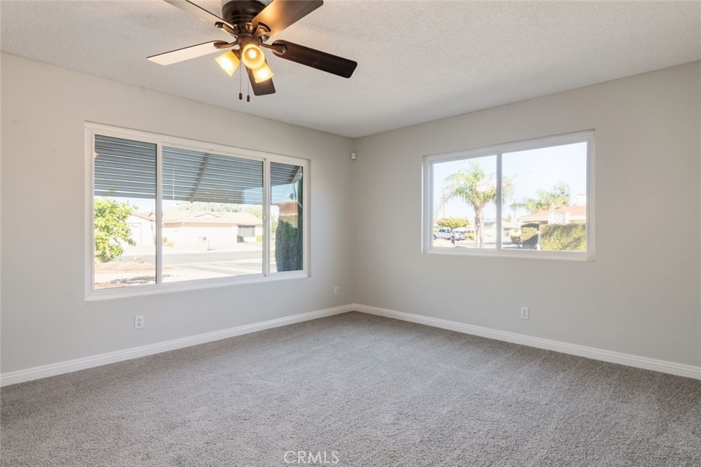 2404 El Rancho Circle Property Photo 4
