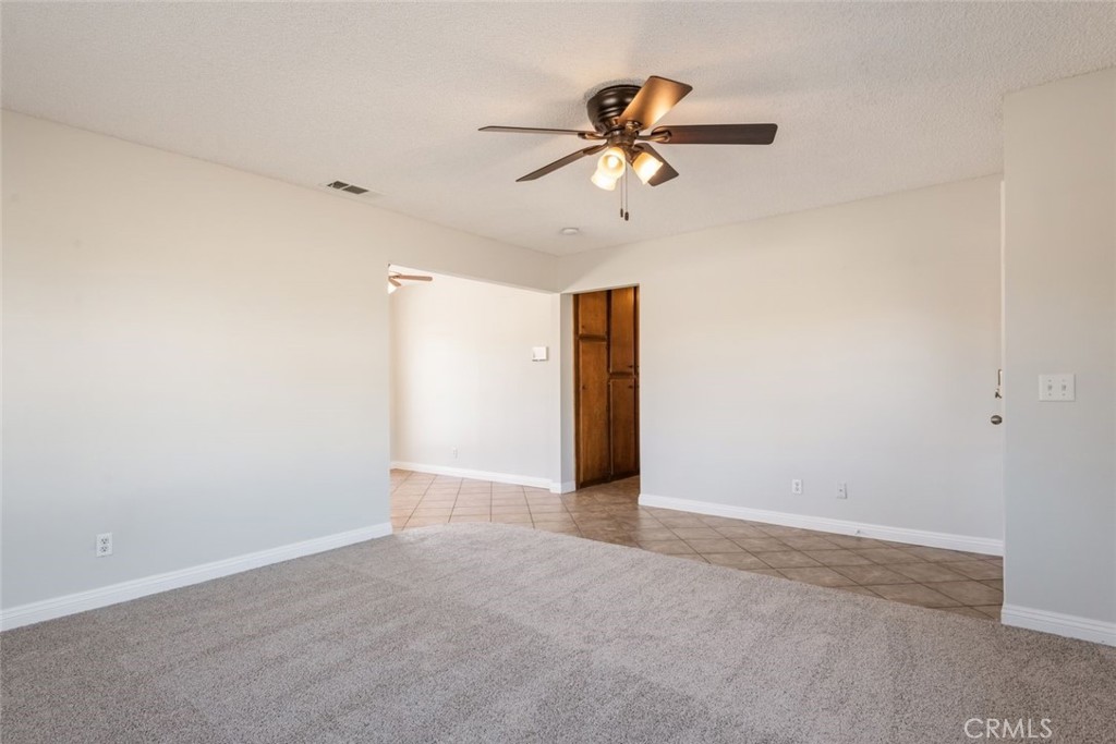 2404 El Rancho Circle Property Photo 6