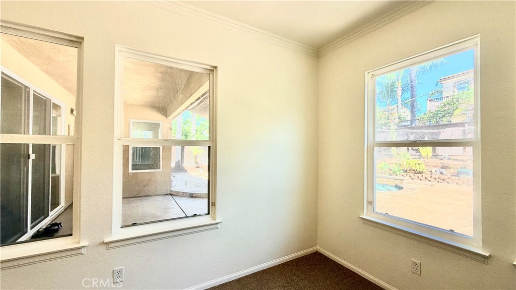 335 Plaza Toluca Property Photo 19