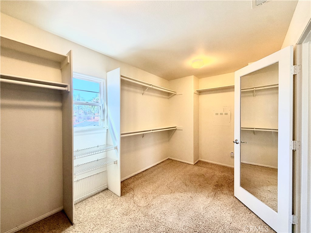 335 Plaza Toluca Property Photo 40
