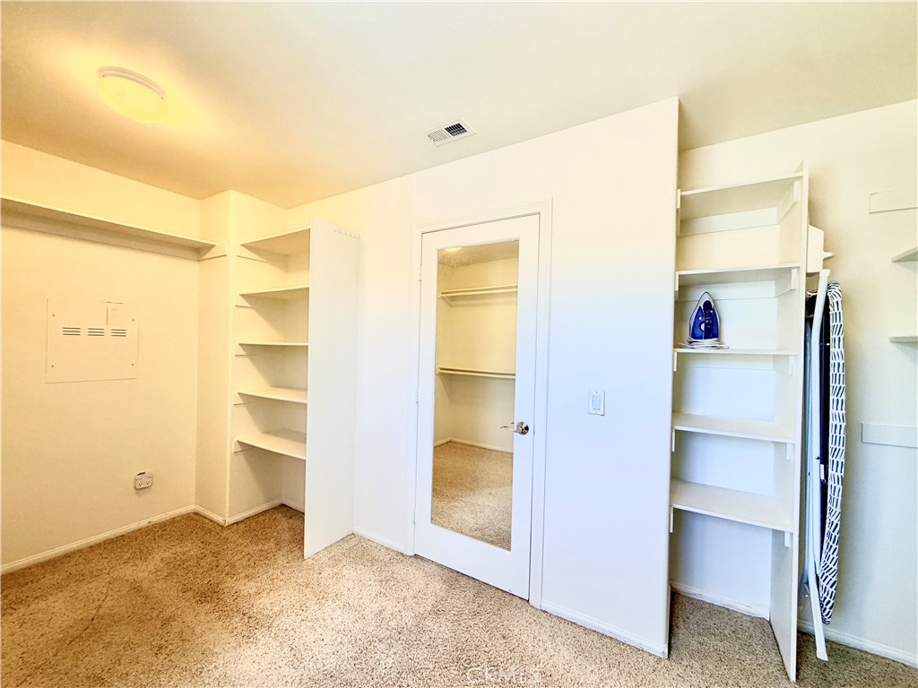 335 Plaza Toluca Property Photo 41