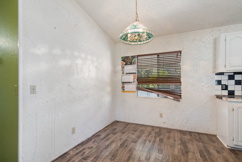 34262 Tractor Property Photo 18