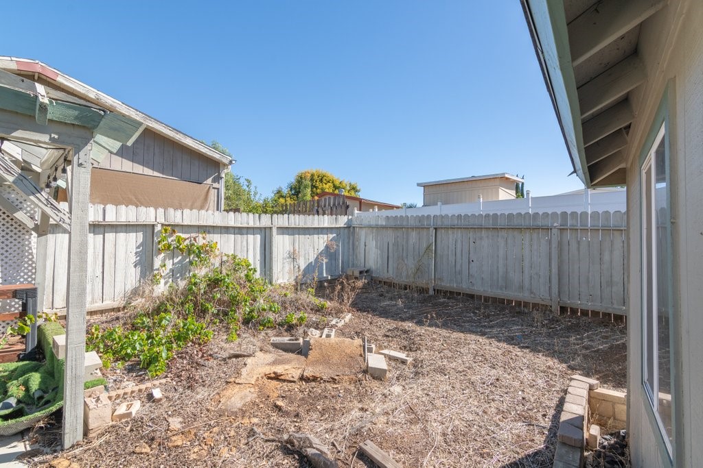 34262 Tractor Property Photo 27