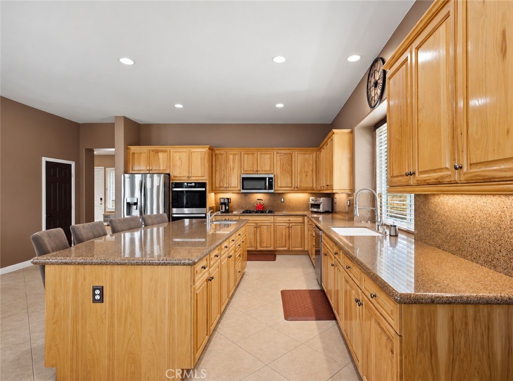 23901 Susana Way Property Photo 8