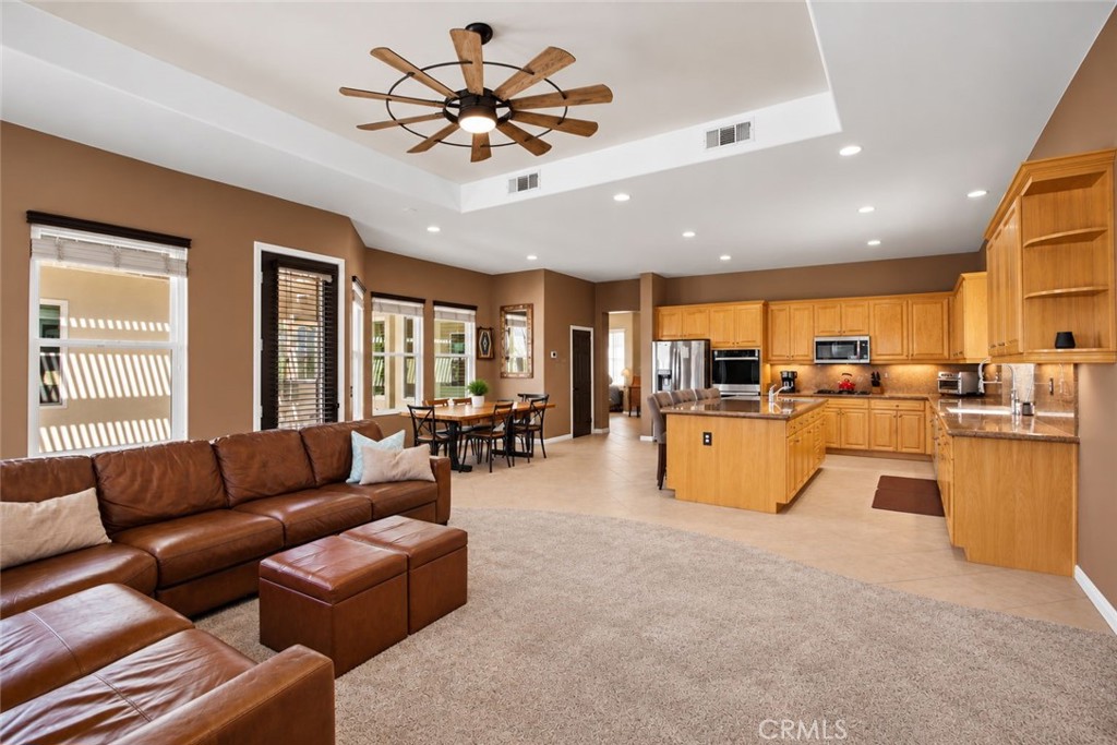 23901 Susana Way Property Photo 11