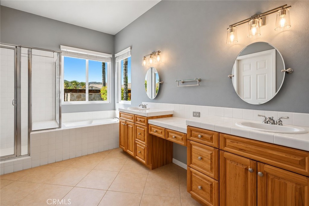 23901 Susana Way Property Photo 22