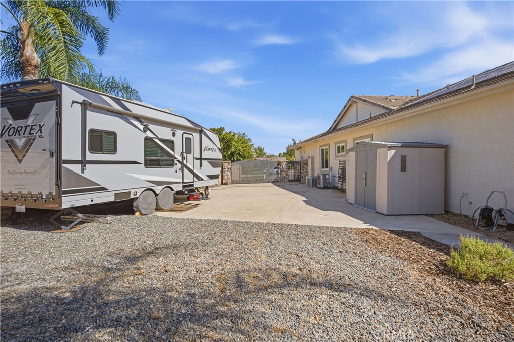 23901 Susana Way Property Photo 37