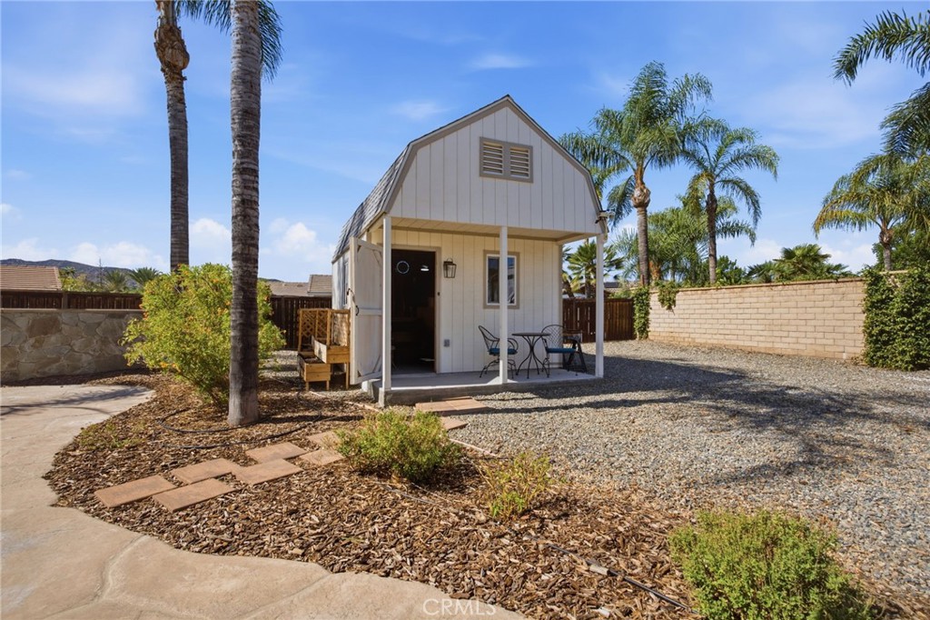 23901 Susana Way Property Photo 38
