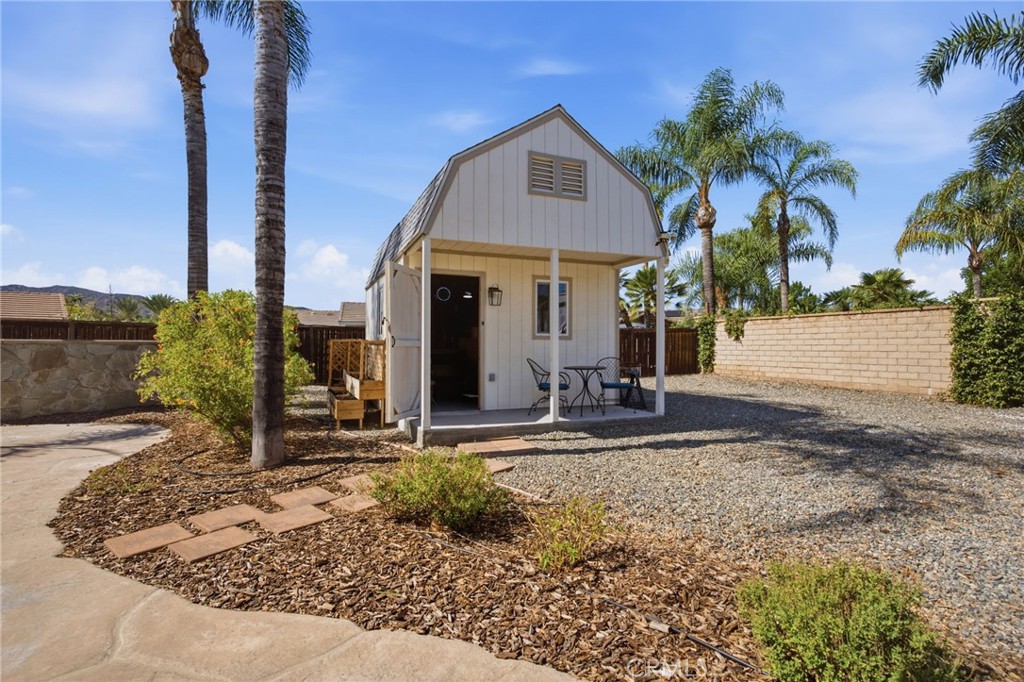 23901 Susana Way Property Photo 38
