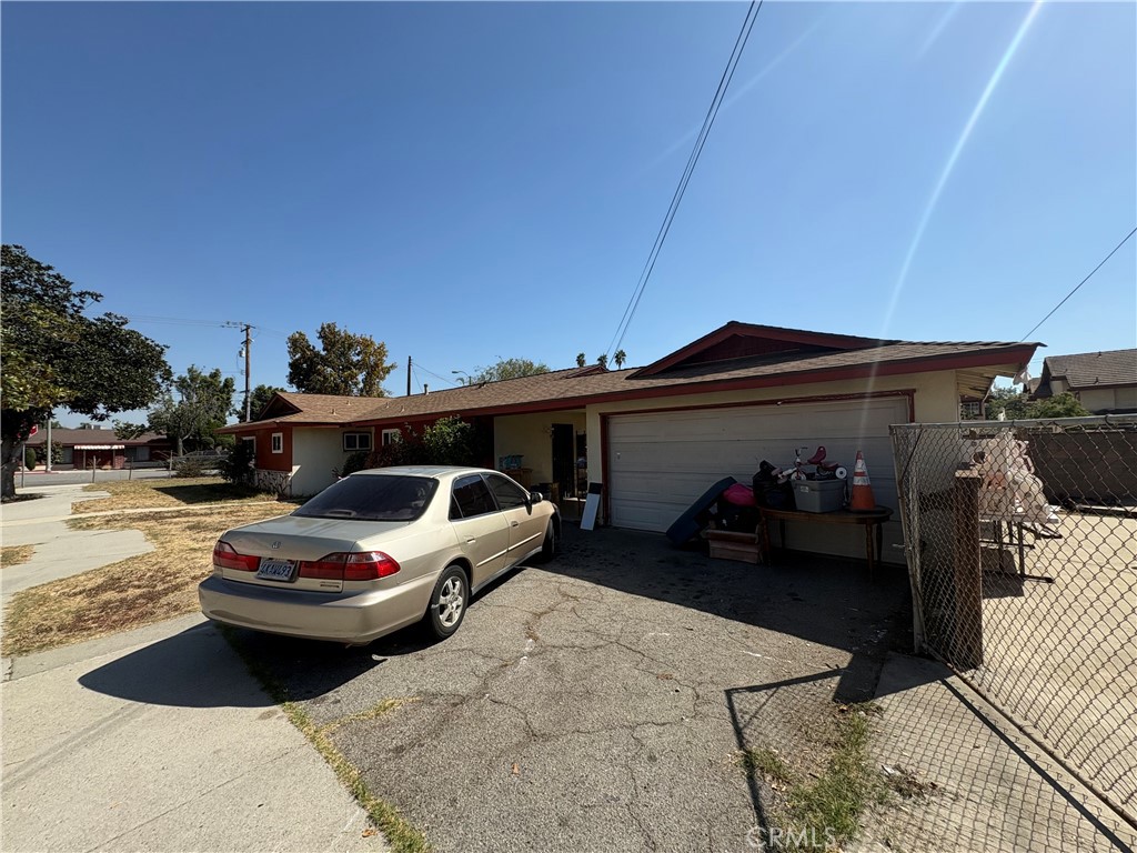 278 E Cherry Property Photo 6