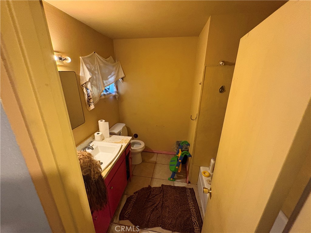 278 E Cherry Property Photo 17