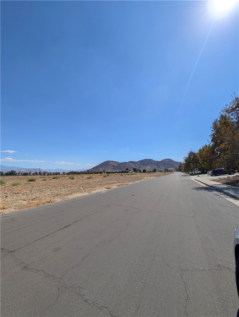 13053 Shubert Property Photo 26
