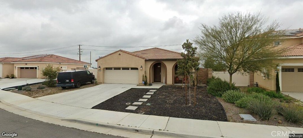 28886 Cattleman Circle Property Photo 1