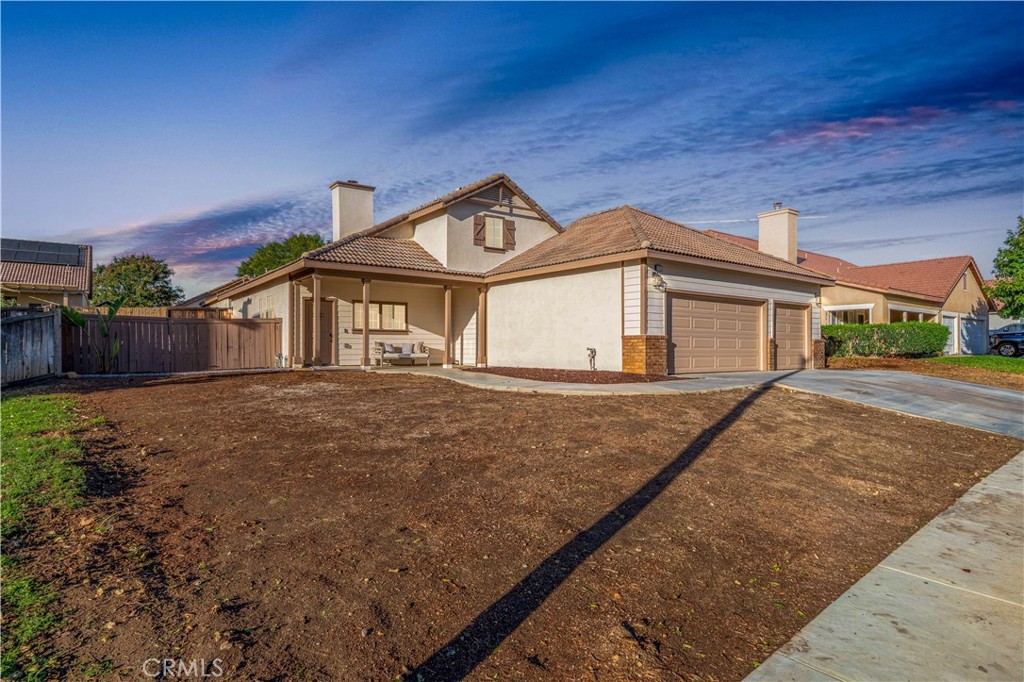 458 Windfields Property Photo 1