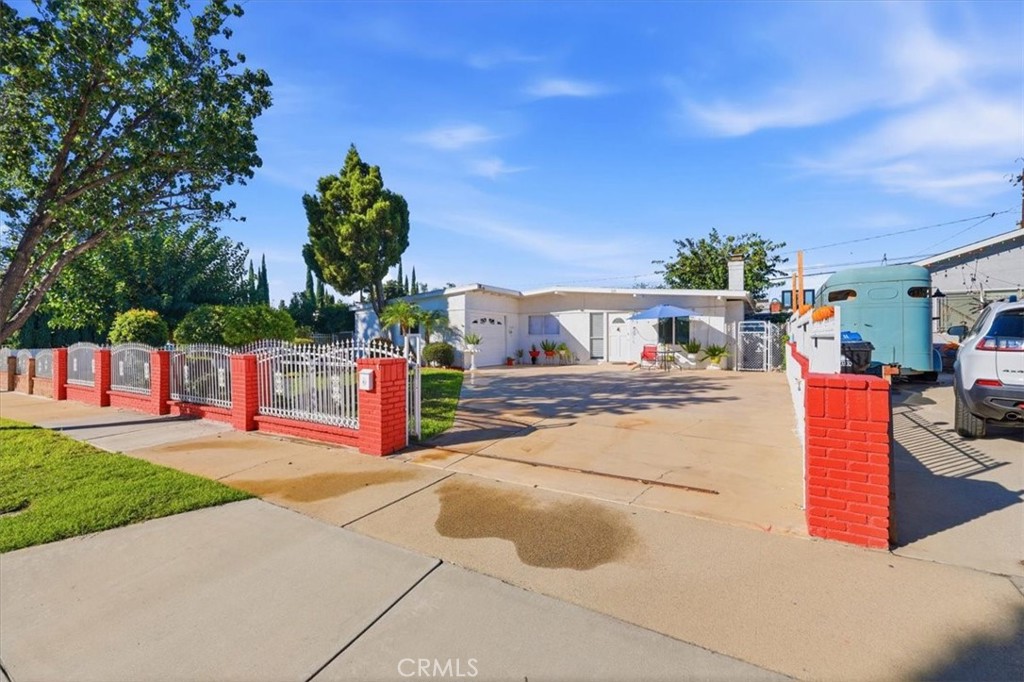 737 Calaveras Property Photo 4