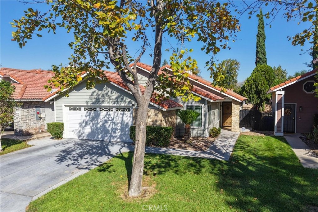 1158 W Cornell Property Photo 3