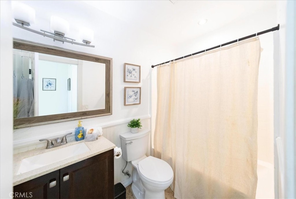 1158 W Cornell Property Photo 24
