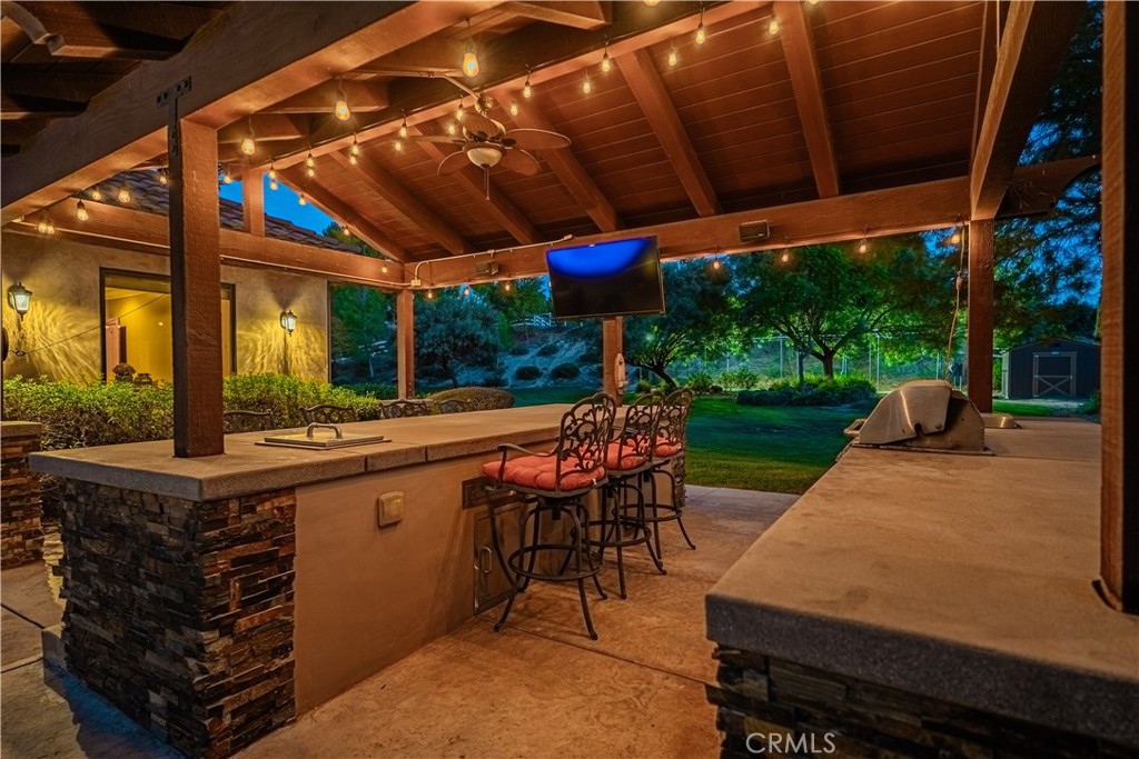 41945 Calle Contento Property Photo 14