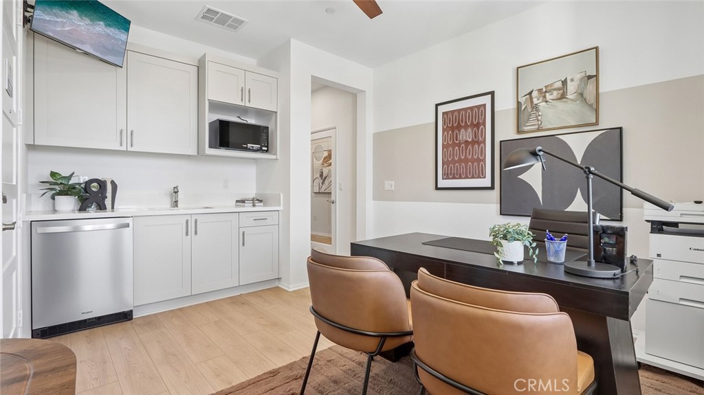 27248 Celestial Road Property Photo 8