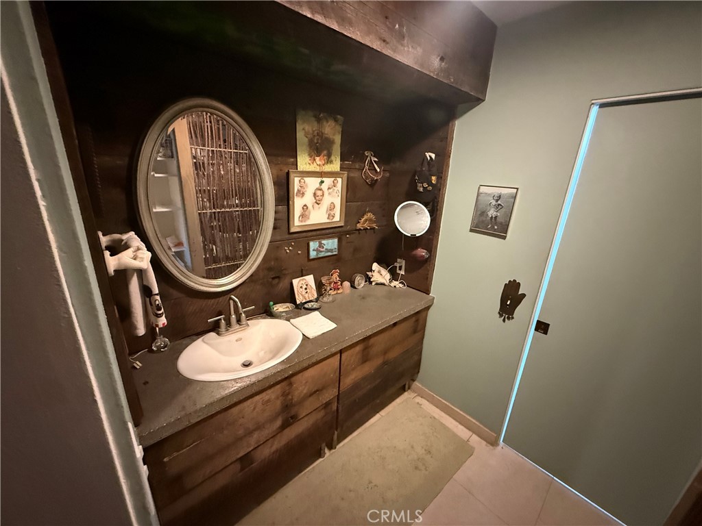 334 Forest Hills Property Photo 4