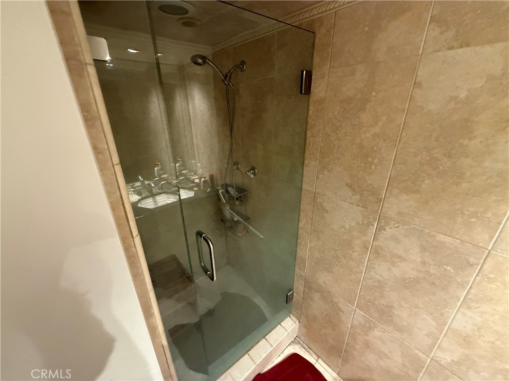 334 Forest Hills Property Photo 11