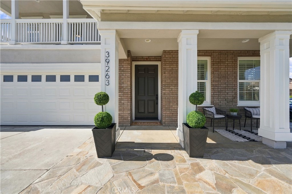39263 Half Moon Circle Property Photo 4