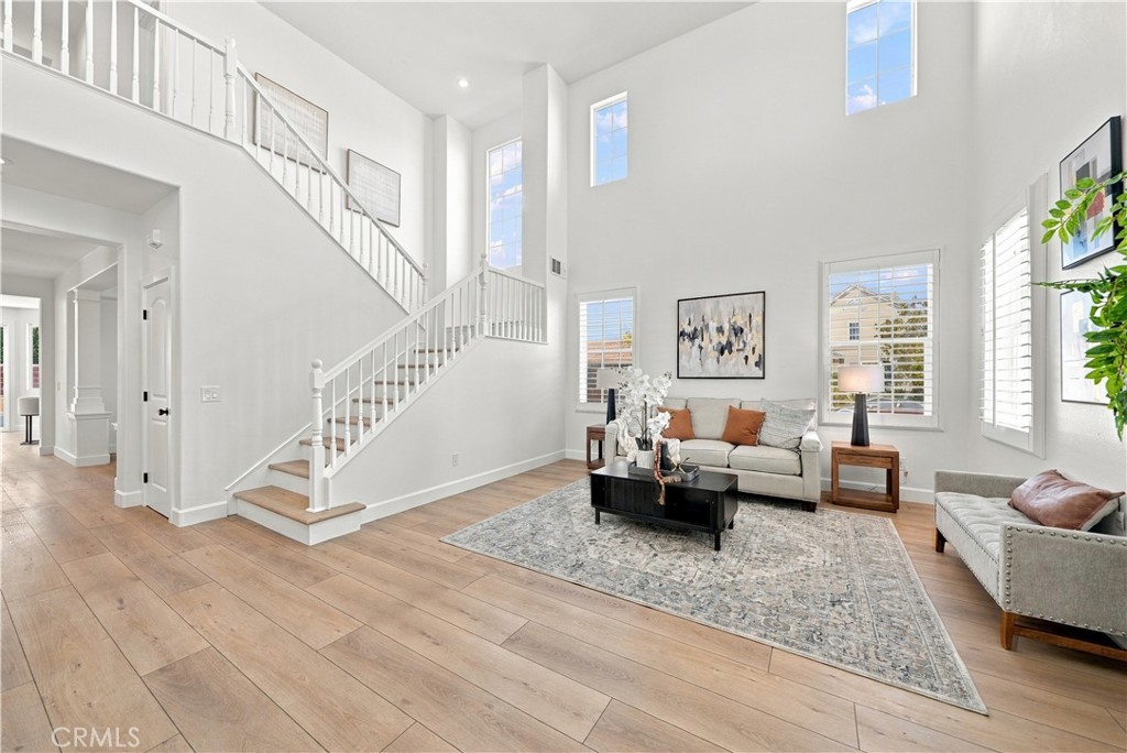 39263 Half Moon Circle Property Photo 6