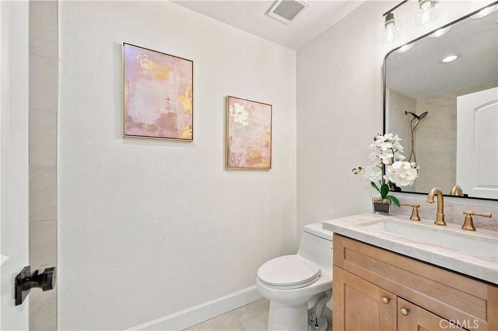 39263 Half Moon Circle Property Photo 24