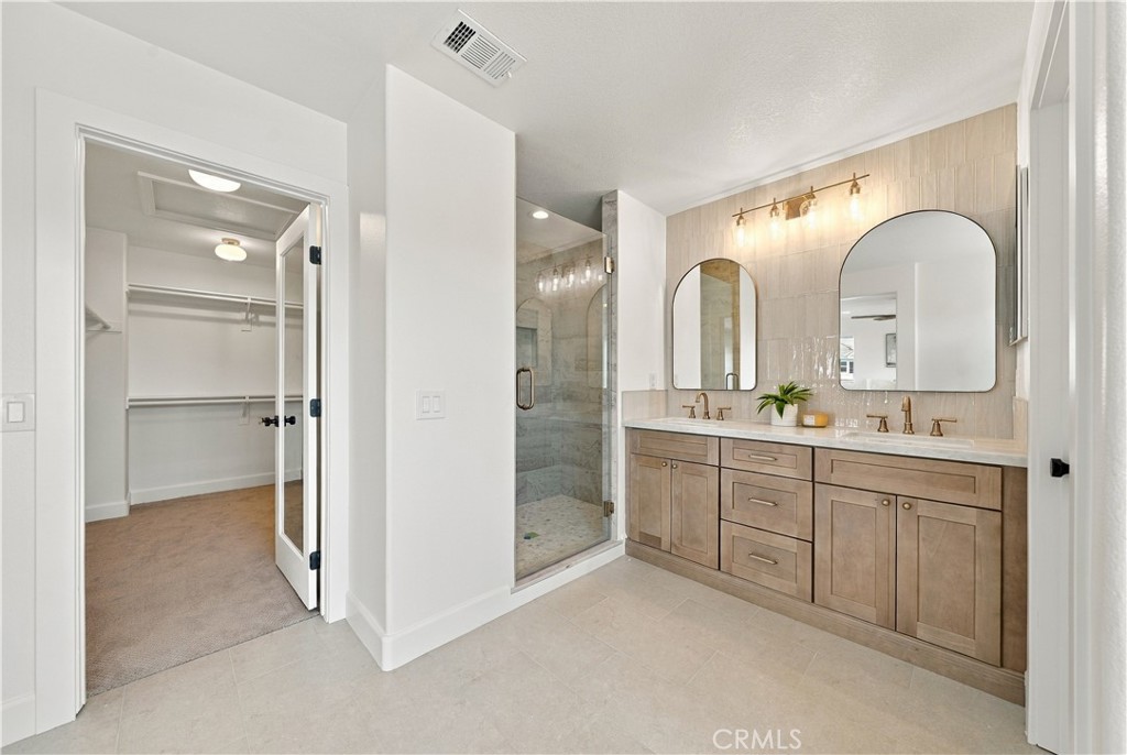 39263 Half Moon Circle Property Photo 34