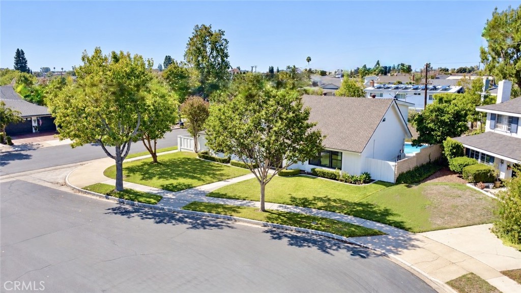17441 Village Drive Property Photo 4