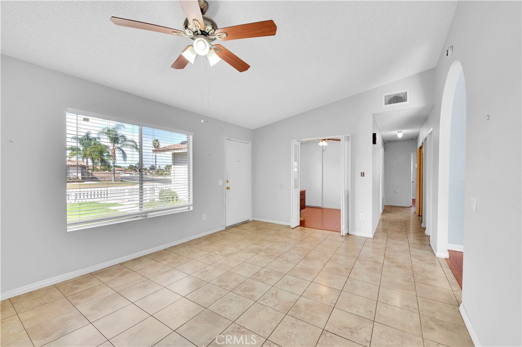 13416 Oak Dell Property Photo 5