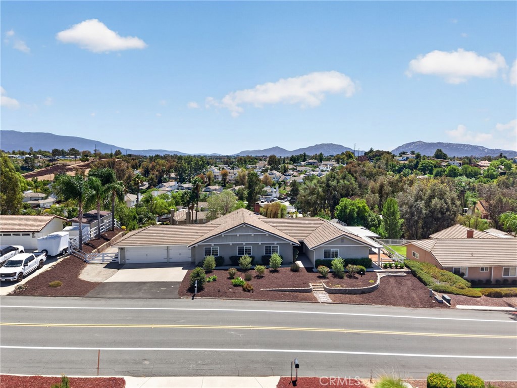 30701 Del Rey Property Photo 5