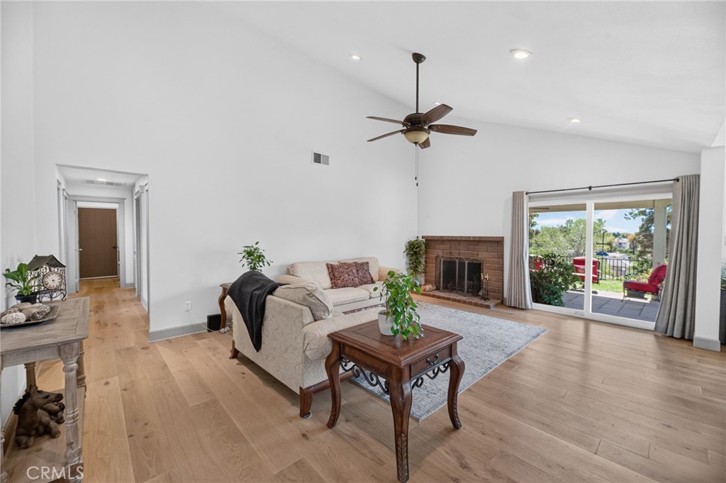 30701 Del Rey Property Photo 10