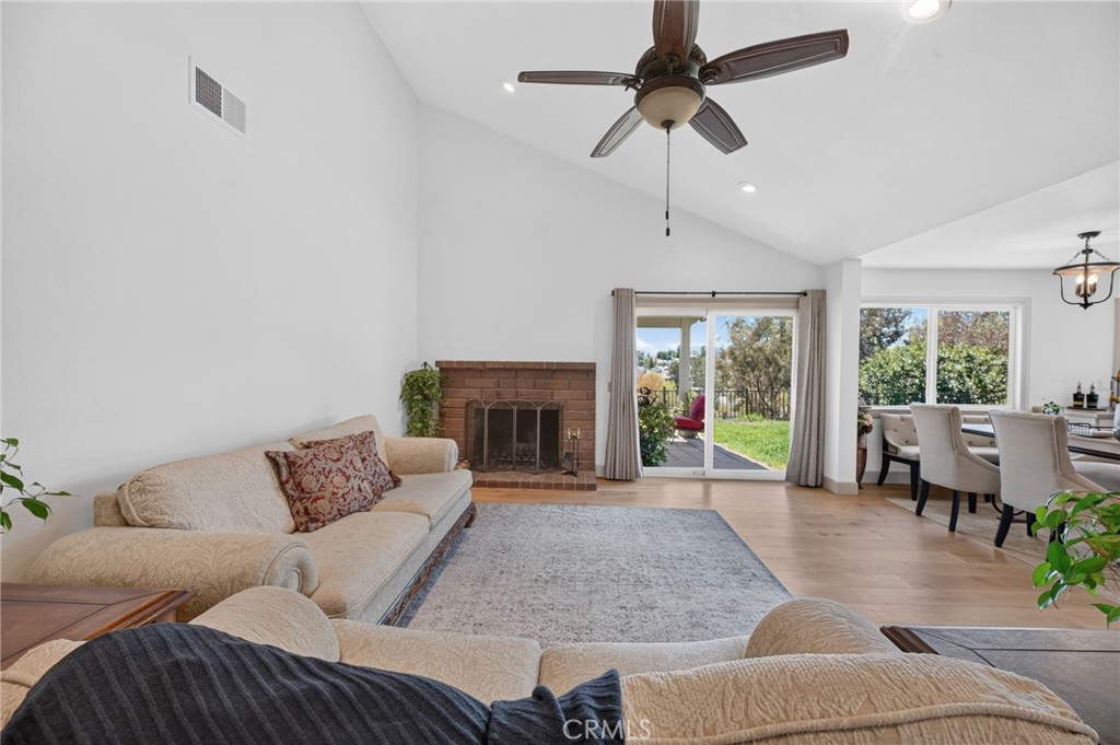 30701 Del Rey Property Photo 11