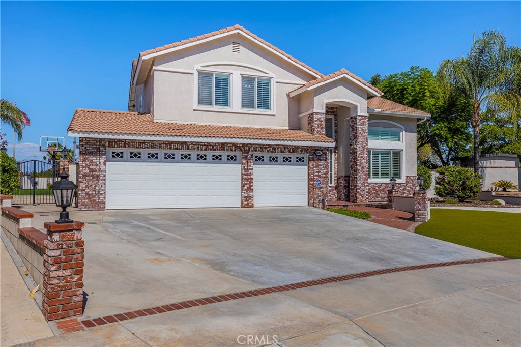 1307 Birdsong Property Photo 1