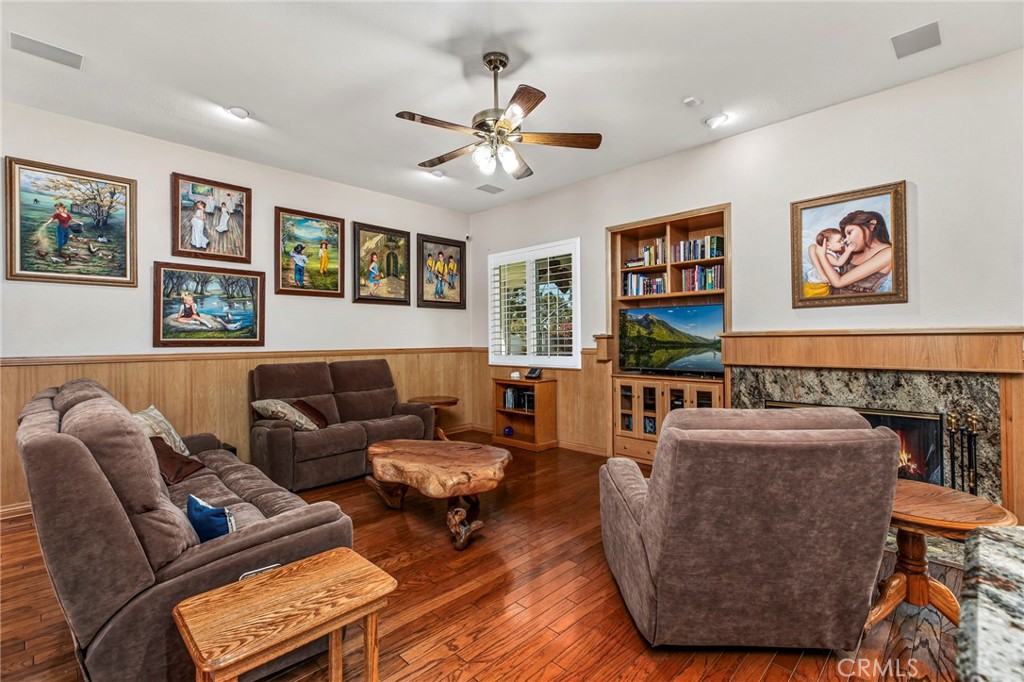 1307 Birdsong Property Photo 18