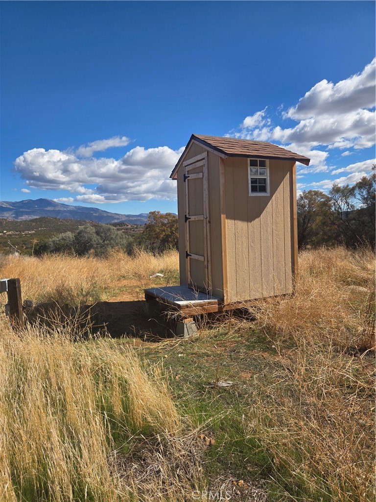 4 Taron Trail Property Photo 5