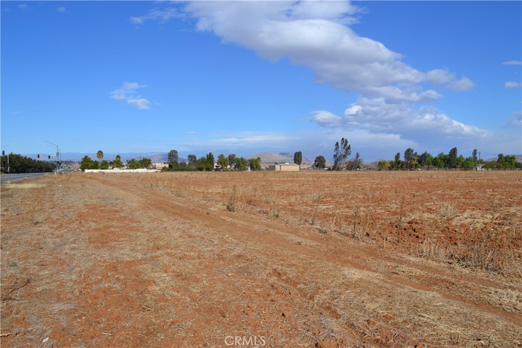 0 Goetz Property Photo 6