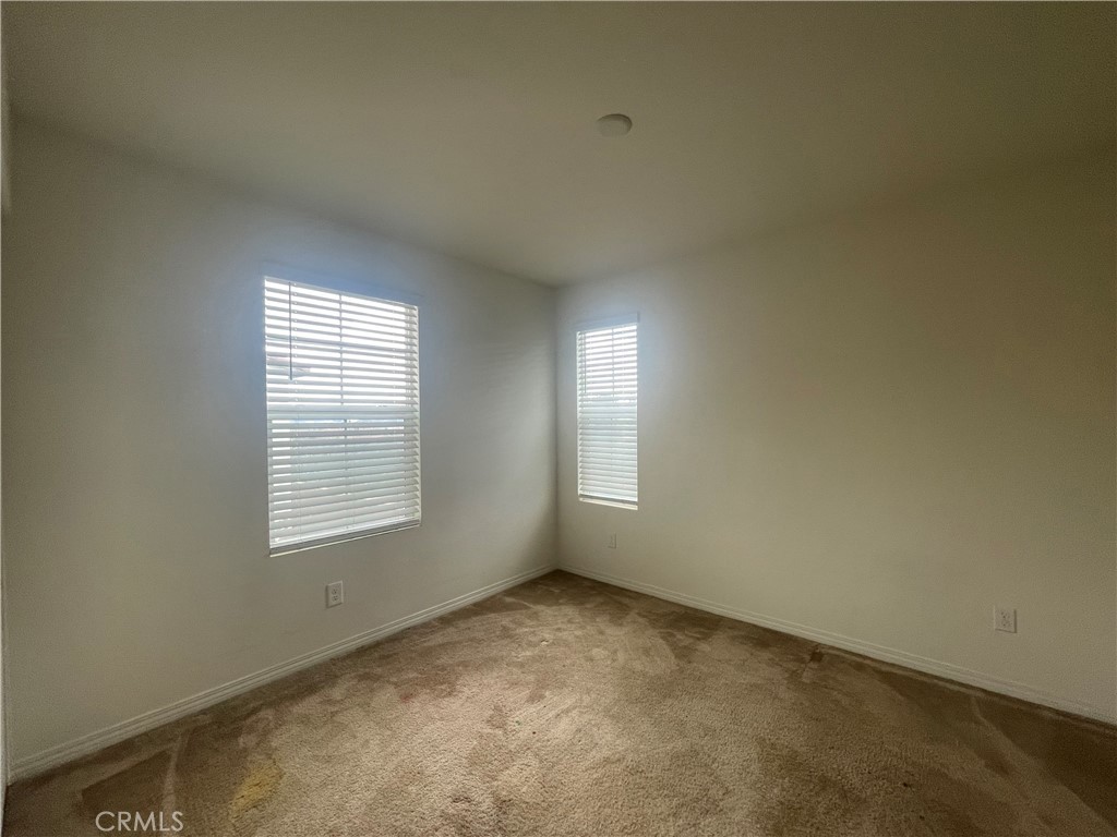 20058 Red Rock Avenue Property Photo 8