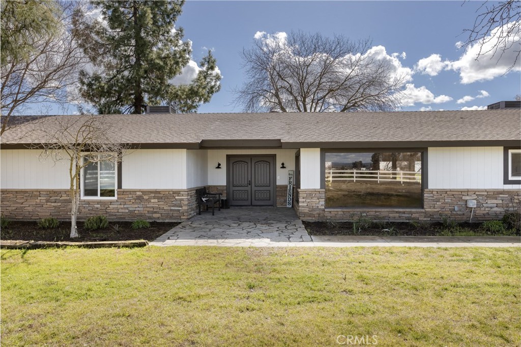 13545 E Bullard Avenue Property Photo 6