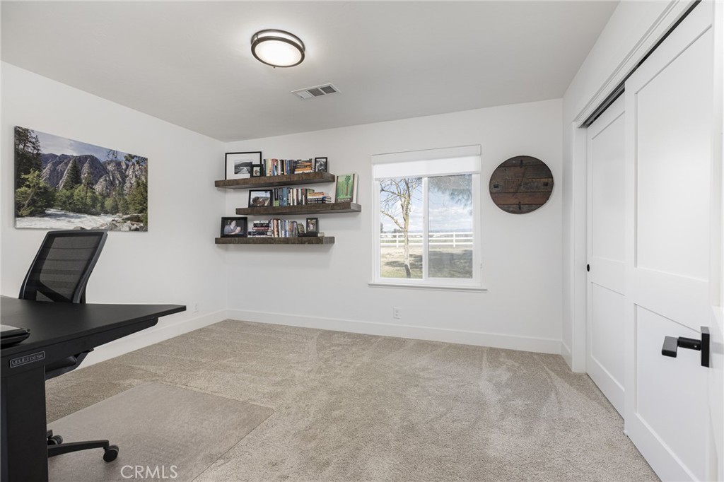 13545 E Bullard Avenue Property Photo 28
