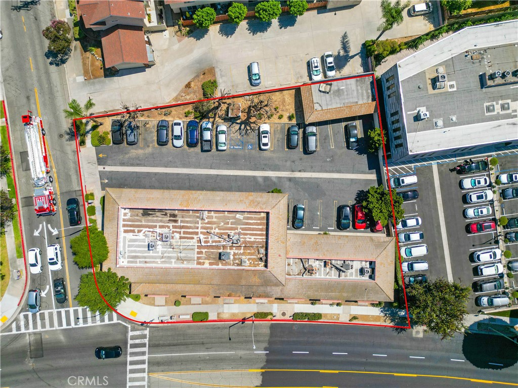 300 S Atlantic Boulevard Property Photo 16
