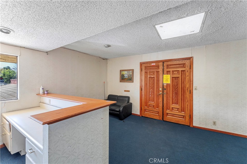 300 S Atlantic Boulevard Property Photo 19