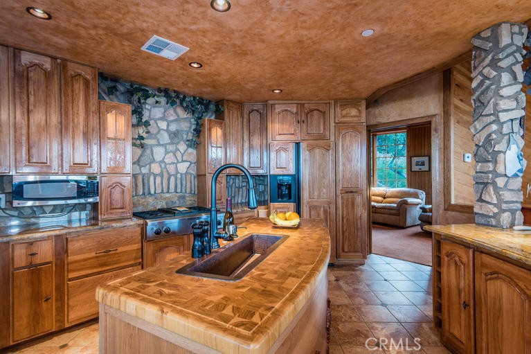 3570 Sibley Lane Property Photo 5